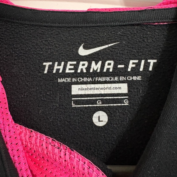 Nike Therma-FIT Women's Pullover - Picture 2 of 3